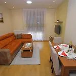 Apartments Tanasic