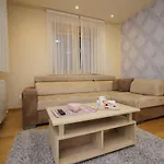 Apartments Tanasic